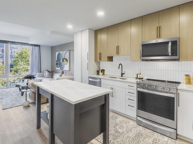 1 BR, 1 BA Apartment 7000 Wisconsin Ave Unit 1006, Chevy Chase, MD 20815