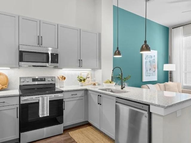 1 BR, 1 BA Apartment 700 Corporate Center Drive Unit 549, Raleigh, NC 27607