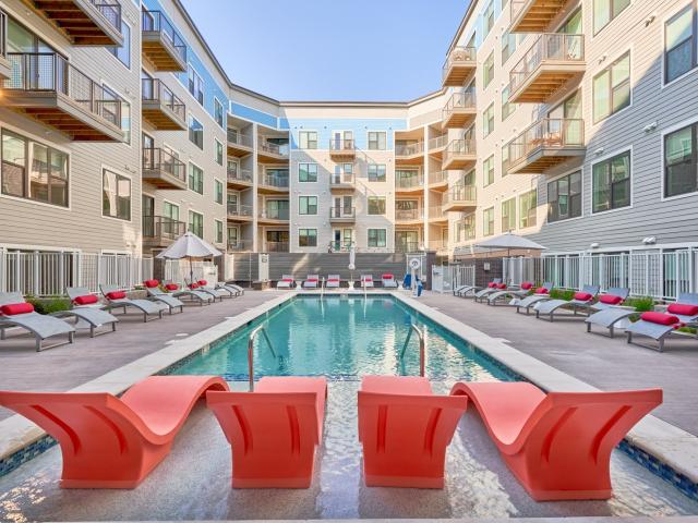 1 BR, 1 BA Apartment 700 Henley Street Unit 631, Knoxville, TN 37902