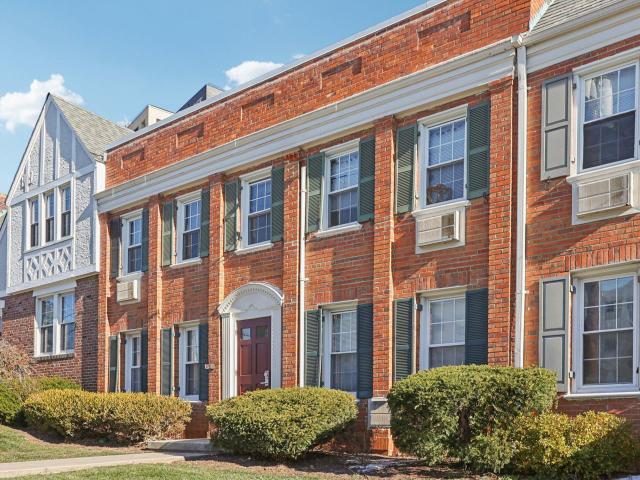 1 BR, 1 BA Apartment 7025 Strathmore Street Unit 0291, Chevy Chase, MD 20815