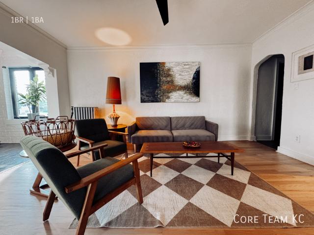 1 BR, 1 BA Apartment 702 W. 48th St Kansas City, MO 64112