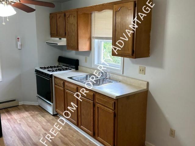 1 BR, 1 BA Apartment 707 Carothers Ave, Carnegie, PA 15106