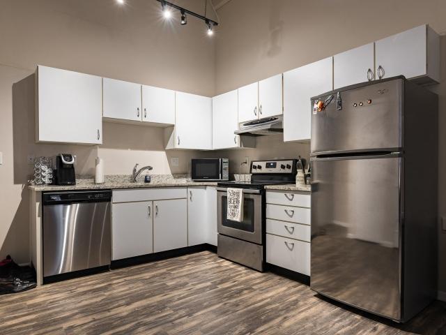 1 BR, 1 BA Apartment 704 Race Street Unit 201, Cincinnati, OH 45202