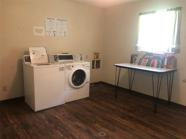 1 BR, 1 BA Apartment 709 Witt Street, Wolfe City, TX 75496