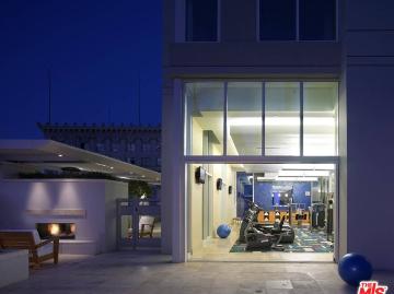 1 BR, 1 BA Apartment 717 West Olympic Boulevard, Los Angeles, CA 90015