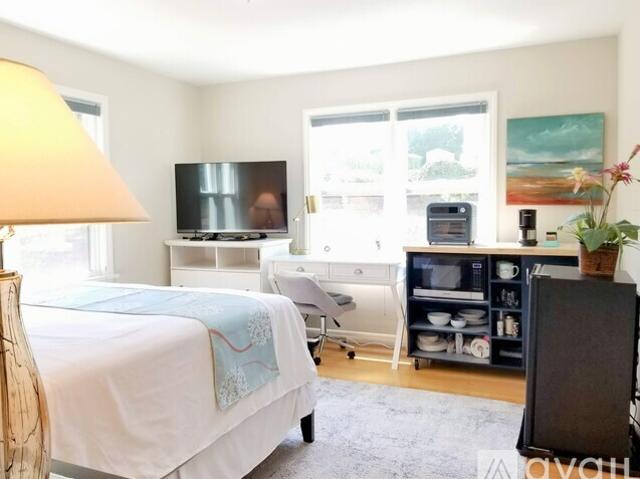 1 BR, 1 BA Apartment 7150 S Sunnycrest Rd, Unit Guest Suite, Seattle, WA 98178