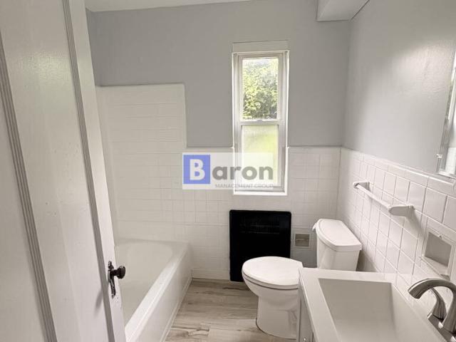1 BR, 1 BA Apartment 7169 Reading Rd 2, Cincinnati, OH 45237