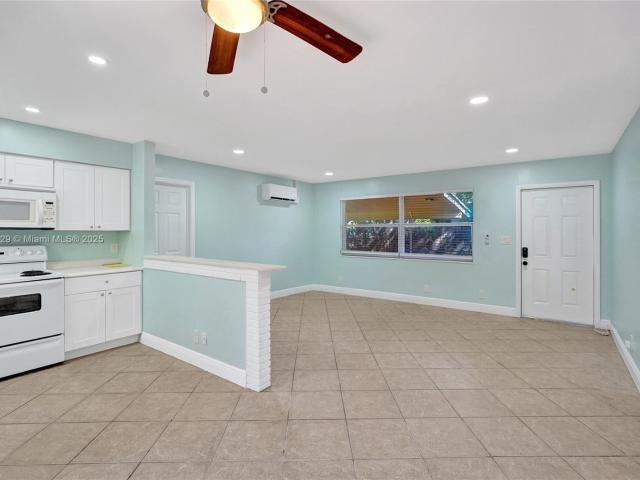 1 BR, 1 BA Apartment 720 Southeast 15th Street, Fort Lauderdale, FL 33316
