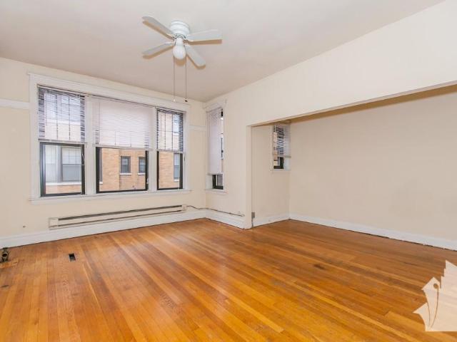 1 BR, 1 BA Apartment 721.5 West Barry Avenue, Chicago, IL 60657