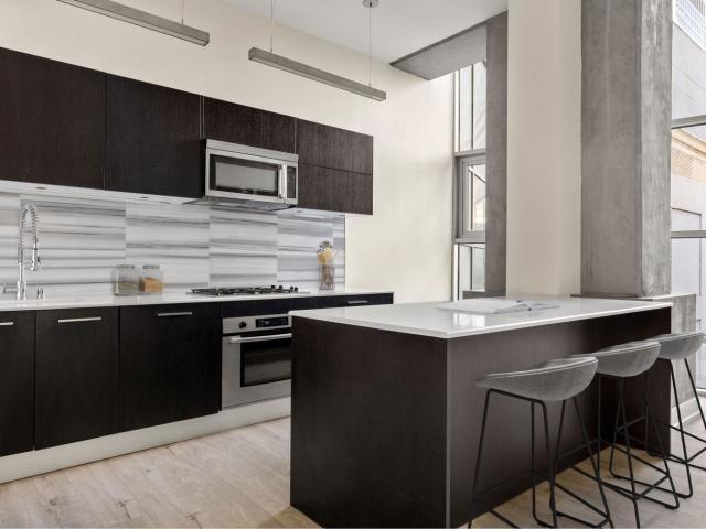 1 BR, 1 BA Apartment 727 West 7th Street Unit 0515, Los Angeles, CA 90017