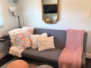 1 BR, 1 BA Apartment 724 Grove Street North, Unit 2, St. Petersburg, FL 33701