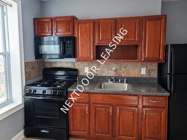 1 BR, 1 BA Apartment 729 Ave A, Bayonne, NJ 07002