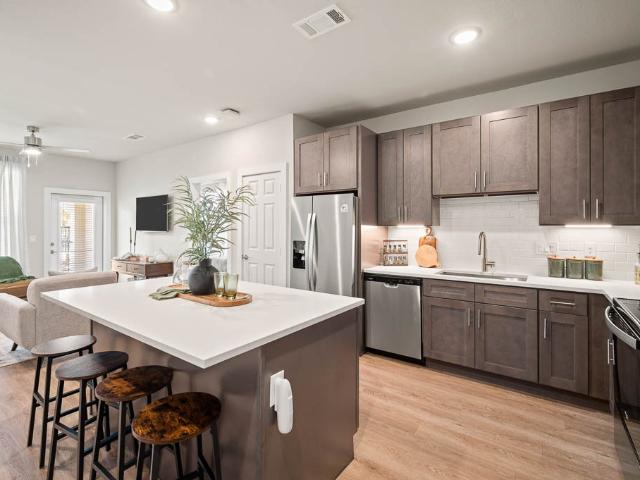 1 BR, 1 BA Apartment 7300 Magnolia Parkway Unit 03 03113, Pearland, TX 77584