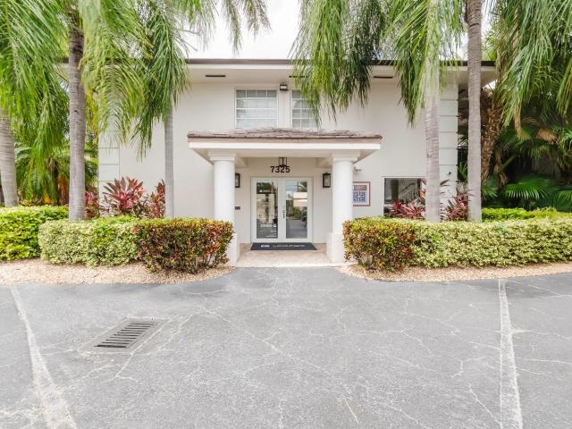 1 BR, 1 BA Apartment 7325 SW 82nd Street Unit 7326 185, Miami, FL 33143