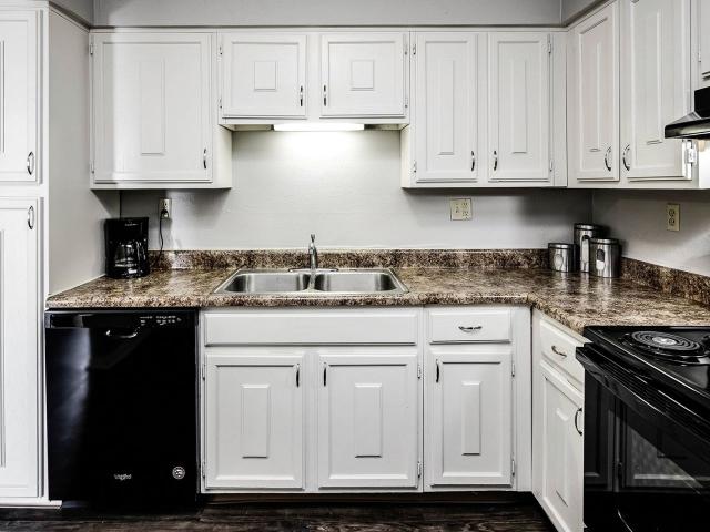 1 BR, 1 BA Apartment 7347 Grant Street Unit 7317 10, Omaha, NE 68134