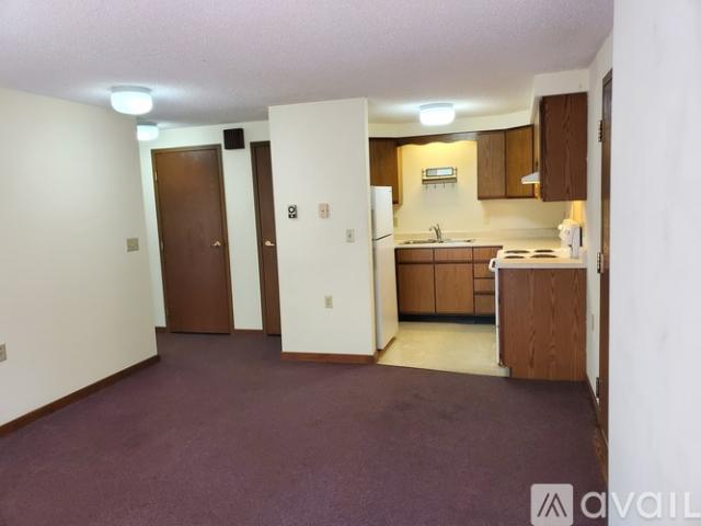 1 BR, 1 BA Apartment 735 Main St, Unit G, Monmouth, ME 04259