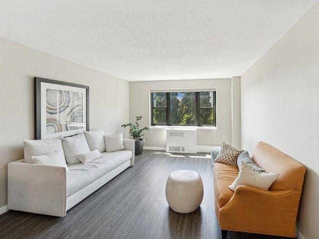 1 BR, 1 BA Apartment 735 SW Saint Clair Avenue Unit 0305, Portland, OR 97205