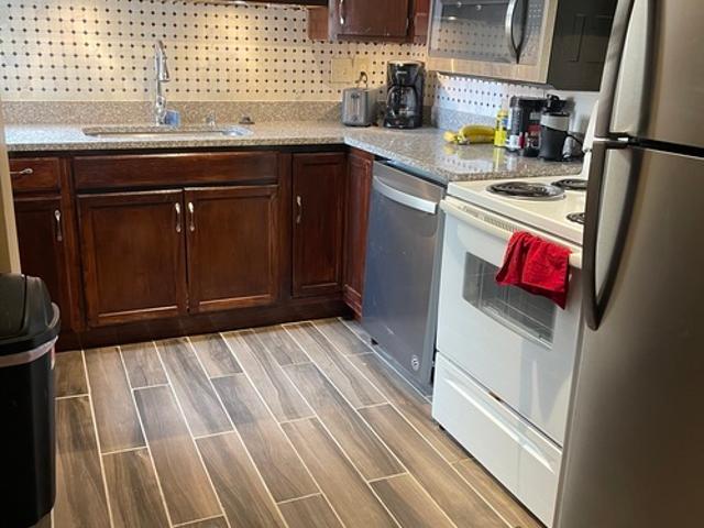 1 BR, 1 BA Apartment 736 Brookline Boulevard, Unit APT 7, Pittsburgh, PA 15226