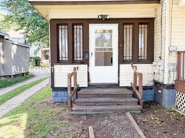 1 BR, 1 BA Apartment 739 1/2 Sumner St, Akron, OH 44311