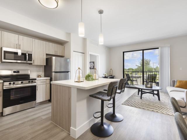 1 BR, 1 BA Apartment 8400 NW 27 Ave Unit 2607, Miami, FL 33147