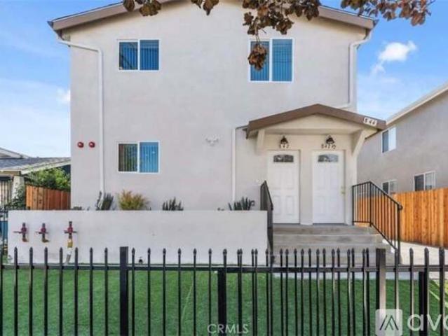 1 BR, 1 BA Apartment 842 West 78th Street, Los Angeles, CA 90044