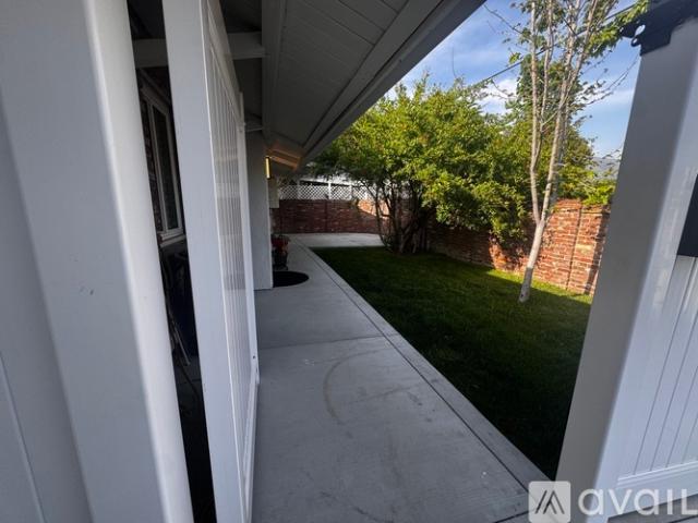 1 BR, 1 BA Apartment 844 E Walnut Ave, Unit Unit B, Glendora, CA 91741