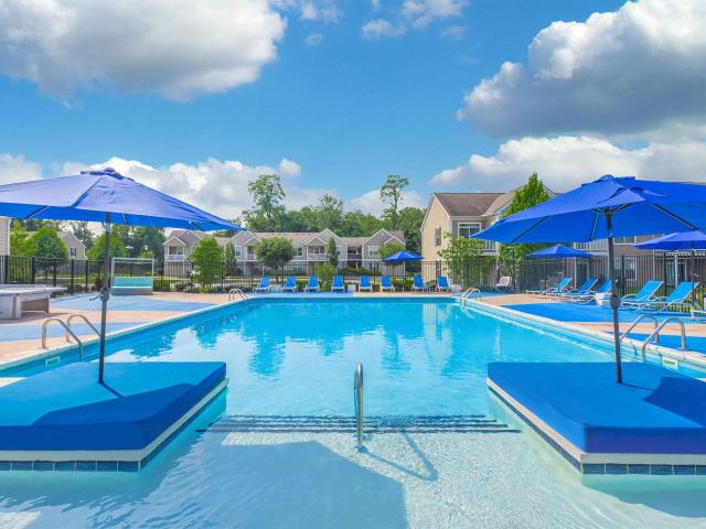 1 BR, 1 BA Apartment 855 Clubtrail Dr Unit 5907F, Florence, KY 41042