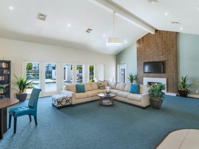 1 BR, 1 BA Apartment 855 North Dobson Road Unit 2091, Chandler, AZ 85224