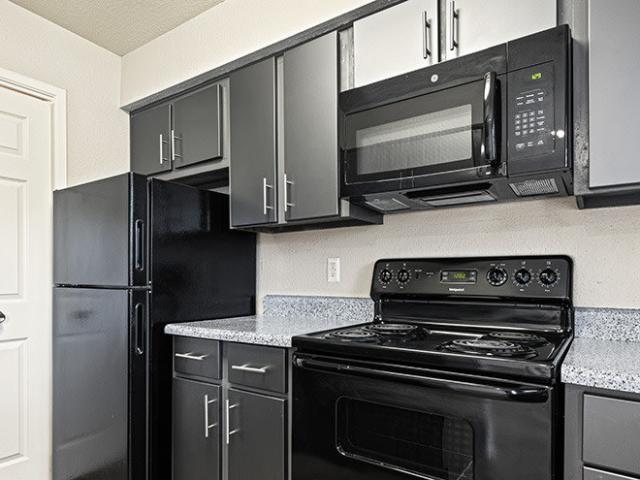 1 BR, 1 BA Apartment 8651 Meadowbrook Boulevard Unit 1504, Fort Worth, TX 76120