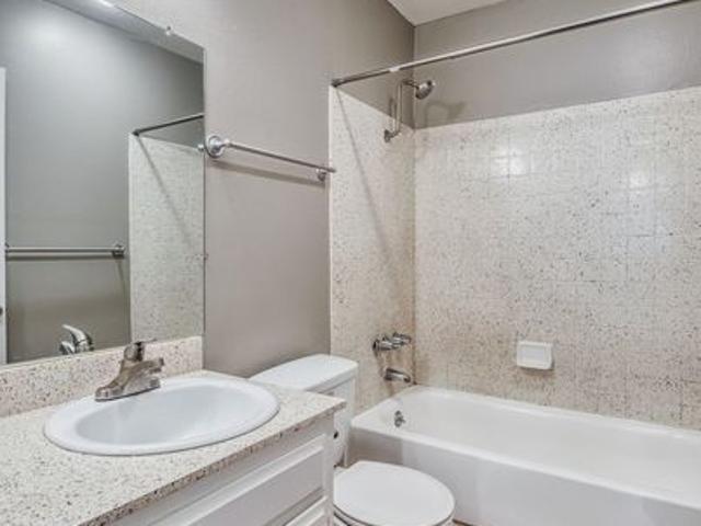 1 BR, 1 BA Apartment 868 S Magnolia Ave Unit 50, El Cajon, CA 92020