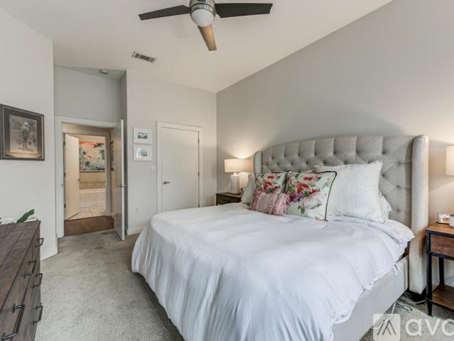 1 BR, 1 BA Apartment 870 Inman Village Parkway Northeast, Unit 518, Atlanta, GA 30307