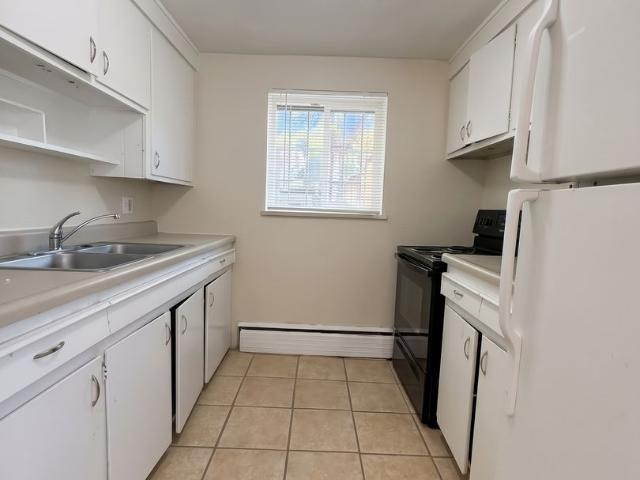 1 BR, 1 BA Apartment 8751 E 14th Ave, Denver, CO 80220