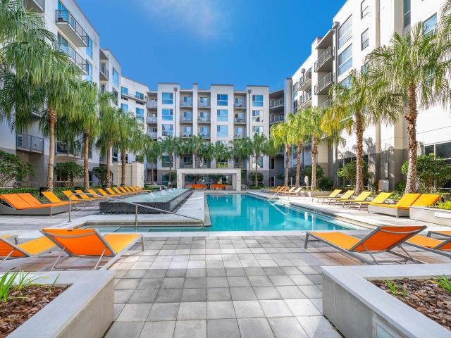 1 BR, 1 BA Apartment 899 North Orange Avenue Unit 0520, Orlando, FL 32801
