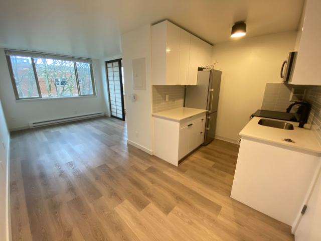1 BR, 1 BA Apartment 800 Queen Anne Avenue North Unit 308, Seattle, WA 98109