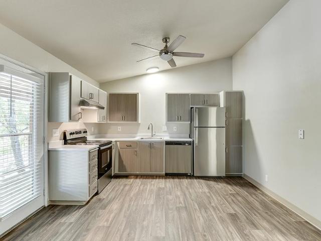 1 BR, 1 BA Apartment 8011 Neast Fourth Plain Blvd Unit A 1, Vancouver, WA 98661