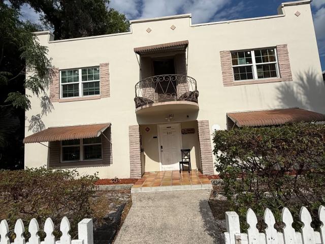 1 BR, 1 BA Apartment 801 Grove St N, St. Petersburg, FL 33701