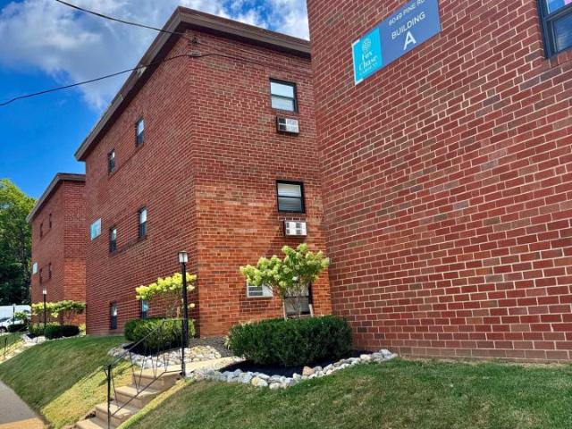 1 BR, 1 BA Apartment 8049 Pine Road Unit 1, Philadelphia, PA 19111