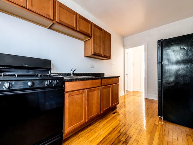 1 BR, 1 BA Apartment 8057 South Laflin Street Unit 1448 G, Chicago, IL 60620