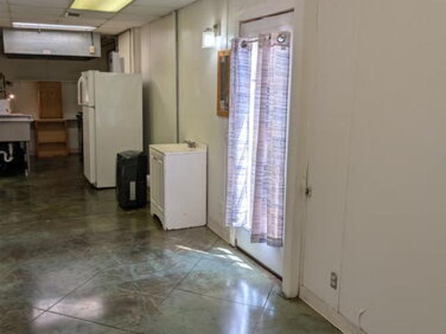 1 BR, 1 BA Apartment 805 Avenue C, Unit 6, Valley Mills, TX 76689