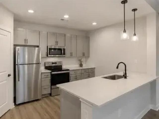 1 BR, 1 BA Apartment 805 Elm Street, Dallas, TX 75202