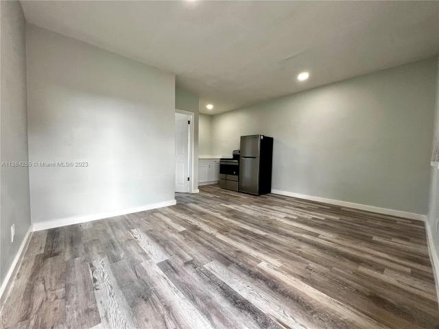 1 BR, 1 BA Apartment 806 Northwest 7th Ter, Hallandale Beach, FL 33009