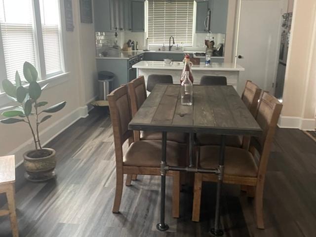 1 BR, 1 BA Apartment 808 Blaine Avenue, Racine, WI 53405