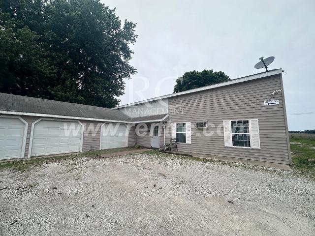 1 BR, 1 BA Apartment 809 A Fourteenth E g, Georgetown, IL 61846