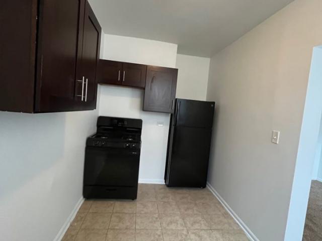 1 BR, 1 BA Apartment 8100 8114 South Essex Avenue Unit 8110 1E, Chicago, IL 60617