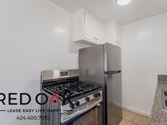 1 BR, 1 BA Apartment 8118 Western Avenue, Los Angeles, CA 90047