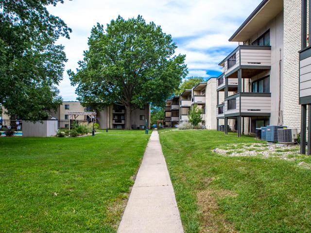 1 BR, 1 BA Apartment 817 NW Park Ln Unit 813 52, Lees Summit, MO 64063