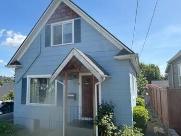 1 BR, 1 BA Apartment 814 Chester Ave, Unit B, Bremerton, WA 98337