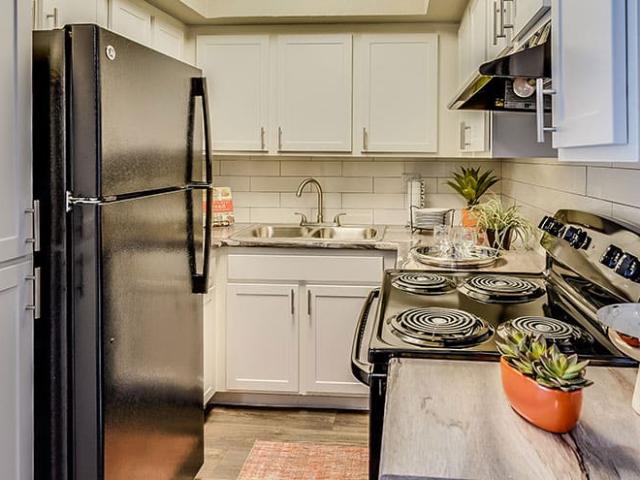 1 BR, 1 BA Apartment 8222 North 19th Avenue Unit 230S, Phoenix, AZ 85021