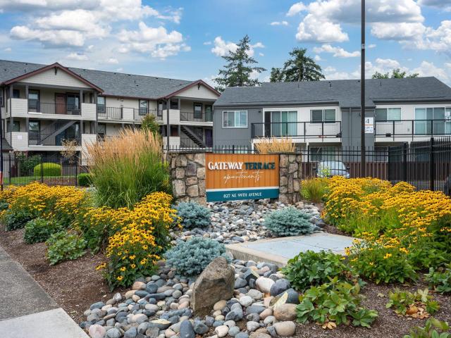 1 BR, 1 BA Apartment 827 Northeast 99th Avenue Unit 0427, Portland, OR 97220