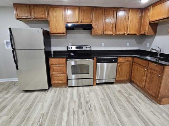 1 BR, 1 BA Apartment 82 Main St, East Hampton, CT 06424